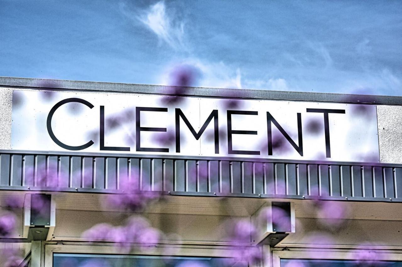Hotel Clement - Bed & Breakfast อินเงนไฮม์ อัม ไรน์ ภายนอก รูปภาพ